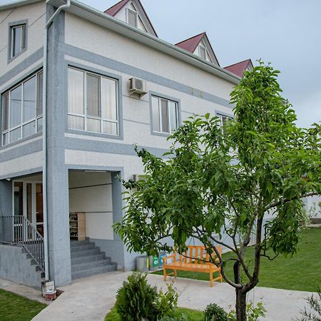 Hotel Good Night Jalal-Abad Εξωτερικό φωτογραφία
