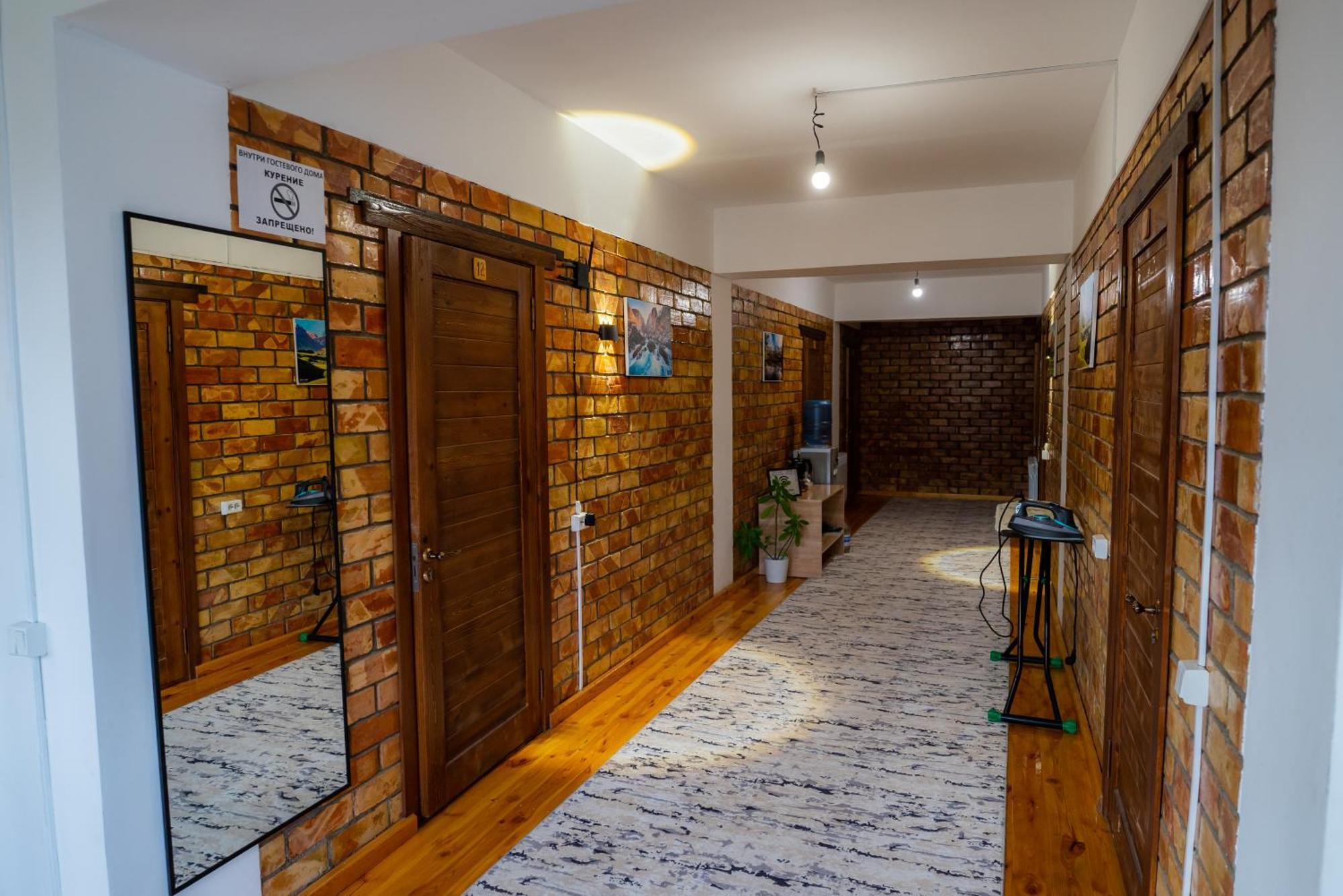 Hotel Good Night Jalal-Abad Εξωτερικό φωτογραφία