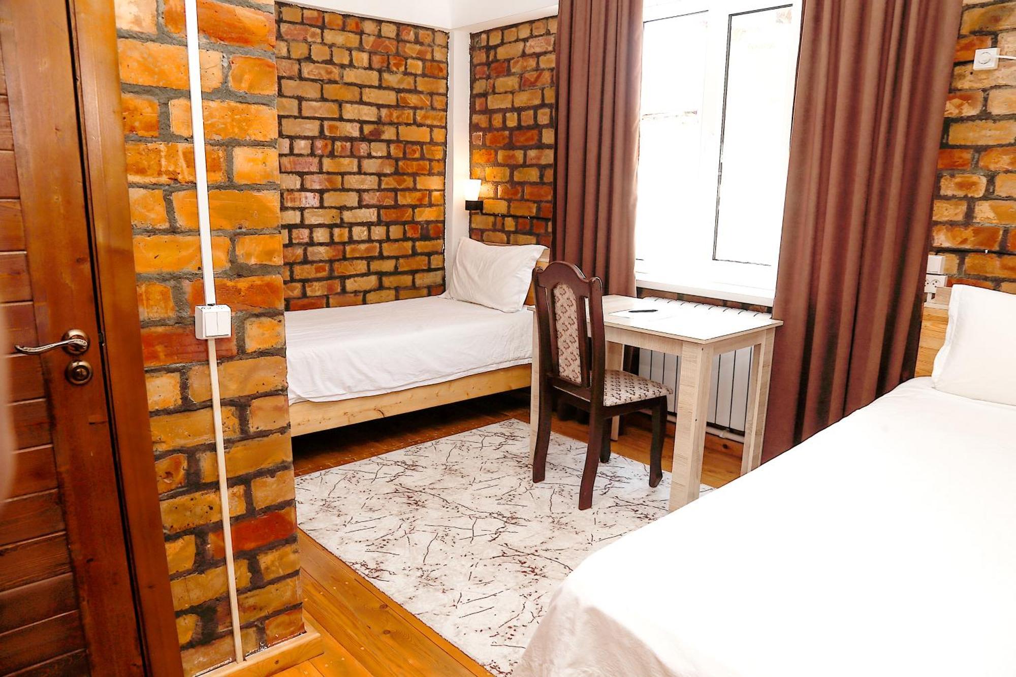Hotel Good Night Jalal-Abad Εξωτερικό φωτογραφία